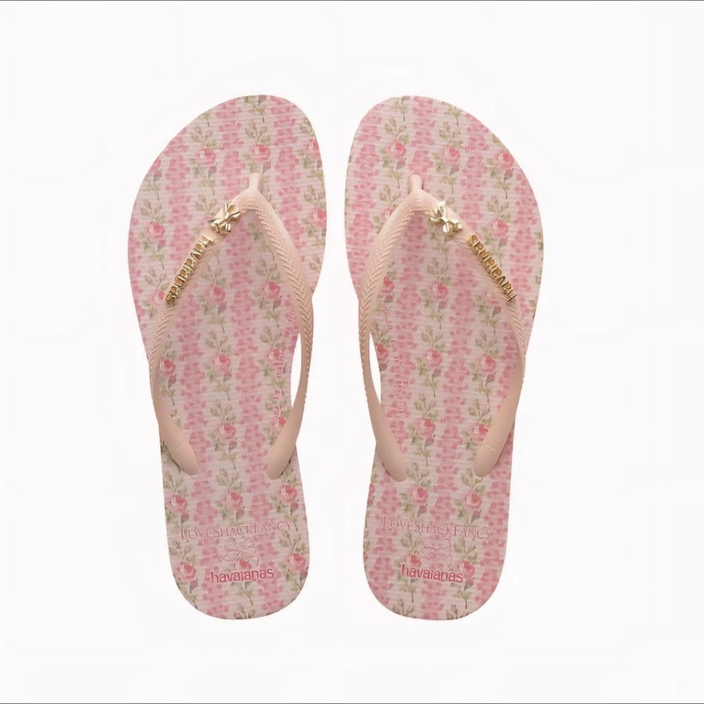 Havaianas X LoveShackFancy Slim Blooming Heirloom Flip Flop in a size 11/12